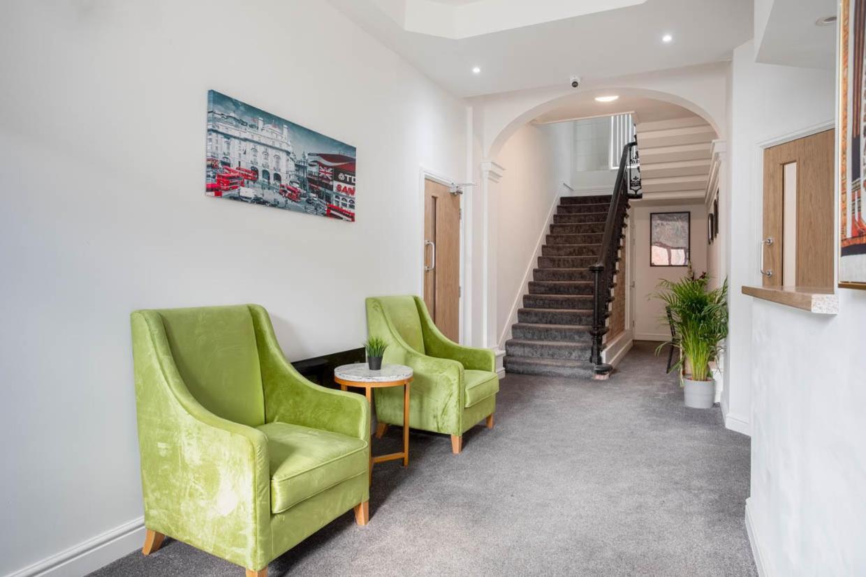 Dusties Hotel روثيرهام المظهر الخارجي الصورة